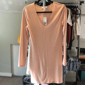 Forever 21 V Neck Long Sleeve Dress